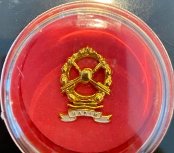 Pin Hakim Putih Magnet Kecil PREMIUM