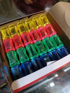 Serutan pensil warna