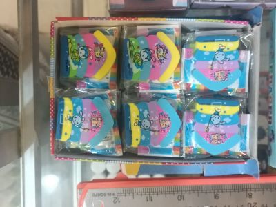 Penghapus bentuk rumah warna