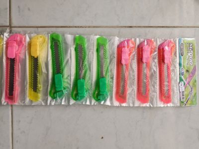 Cutter warna besar