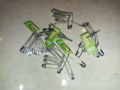 Kancing peniti grendel lswan