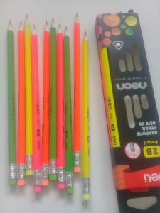 Pensil 2B deli neon