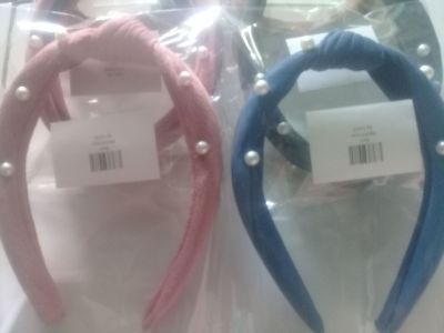 Bando adriana mutiara