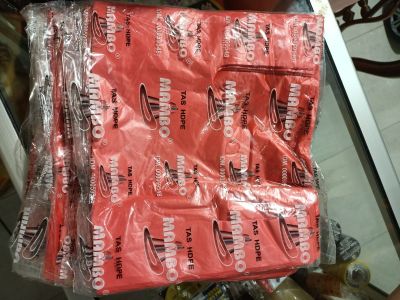 Plastik mambo merah tanggung untuk berkat (isi +- 25 lembar)