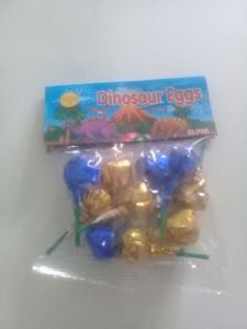 Petasan telur dinosaurus