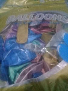 Balon karet besar metalik