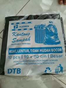 Plastik sampah besar 