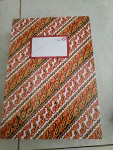 Buku folio besar 100