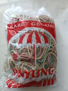 Karet mentah 