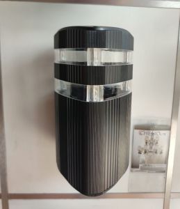 LAMPU DINDING 1 FITING CHELIO SEGI TIGA CLS-3183-1