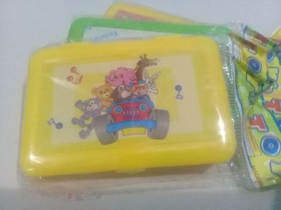 Papan tulis hapus kecil