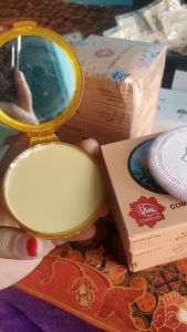 Viva Compact powder Kuning pengantin