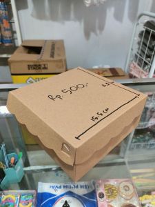 Kardus kemasan Coklat 15,5 cm x 15,5 cm x 6,5 cm