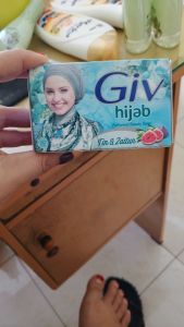 Giv Hijab tin & zaitun
