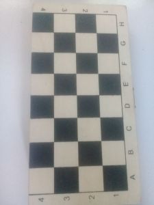 Catur kayu kecil