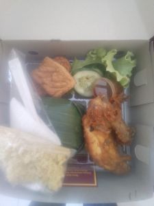Paket 2 (Nasi Ayam Kampung 1/4)