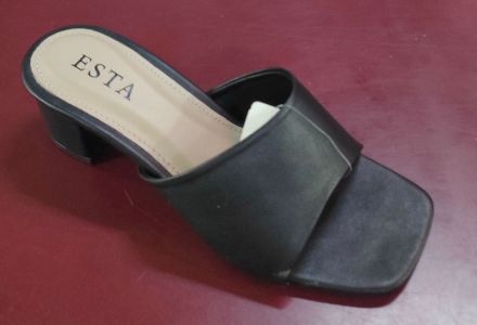 Esta E022 Hitam 