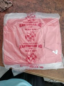 Plastik asoy hd cap ikan koi UK 35. Kantongan hd cap ikan koi. Plastik asoy