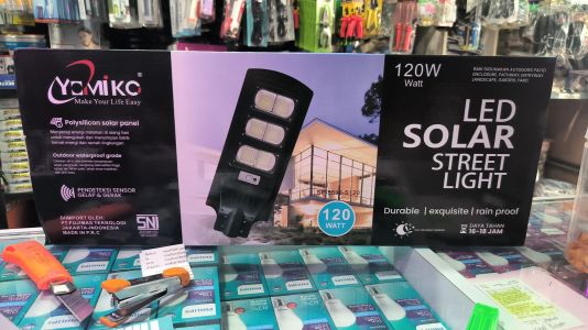 KAP LAMPU JALAN 120W YOMIKO SOLAR