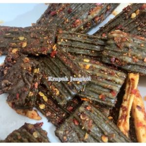 Kerupuk jengkol cikruh