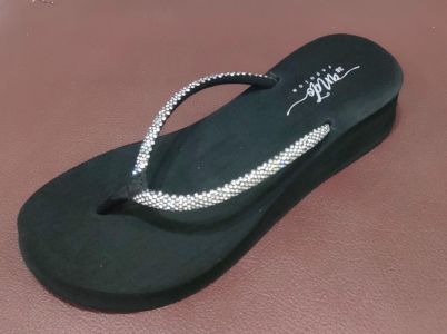 Ando Lusi Blink Hitam 