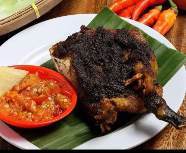 Bebek Bumbu Hitam HEMATO