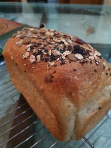 Roti tawar sourdough