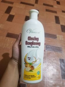 Lotion Vienna Glowing Bengkoang 