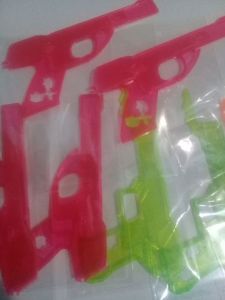 Pistol loom band