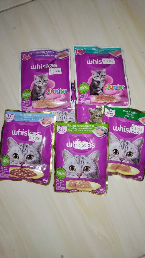 WHISKAS POCH