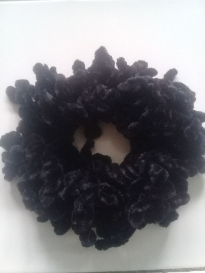 Ikat rambut ubur ubur