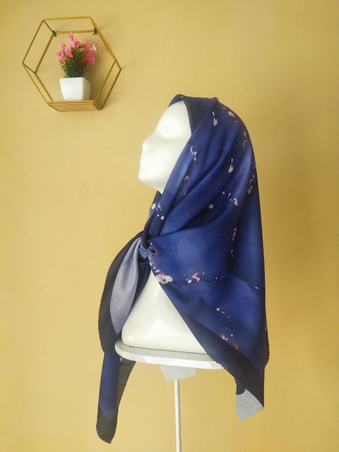 Eleanor Shawl br23