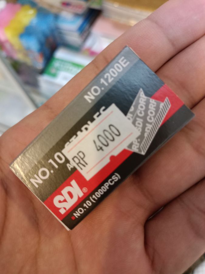 Isi staples kecil