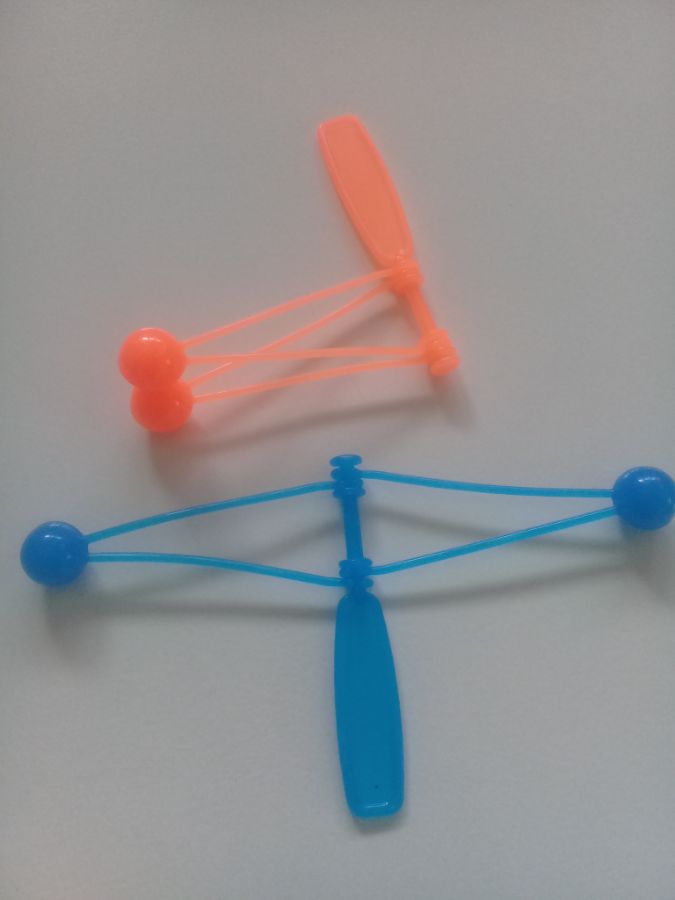 Lato-lato gagang kecil