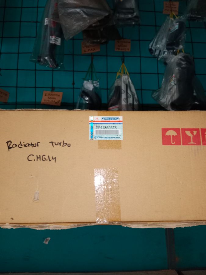 RADIATOR TRB ME418693TS