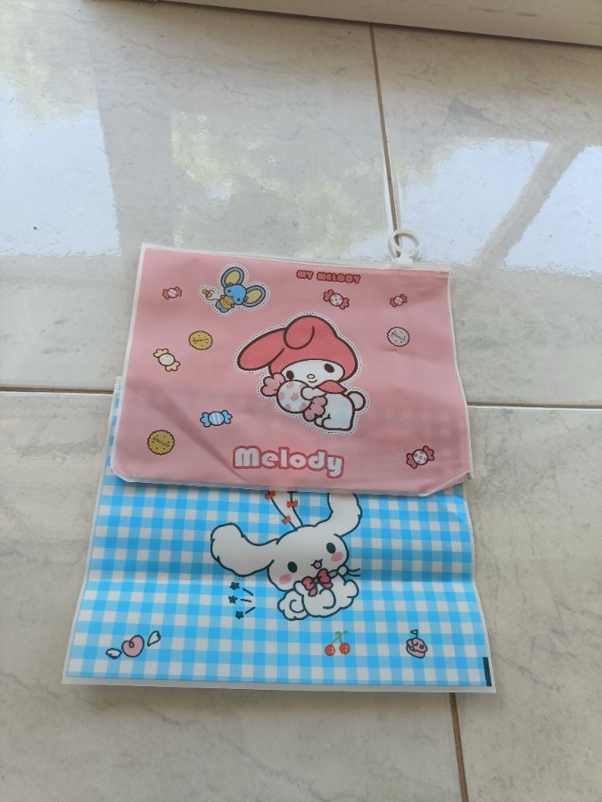 Pouch melody