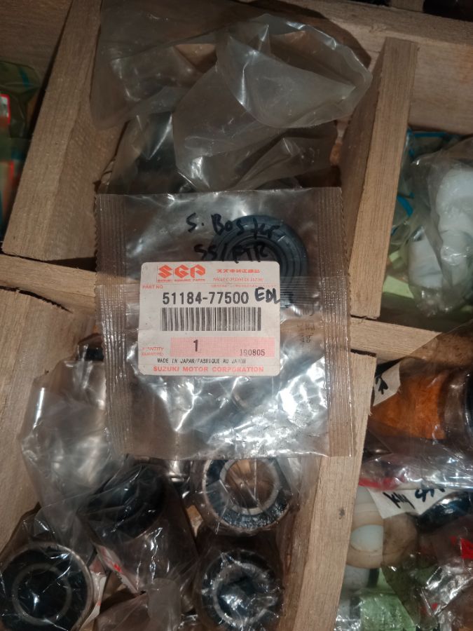 SEAL BOOSTER SS/FTR 51184-77500