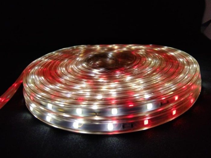 LAMPU SELANG MERAH PUTIH 7 M MUXINDO