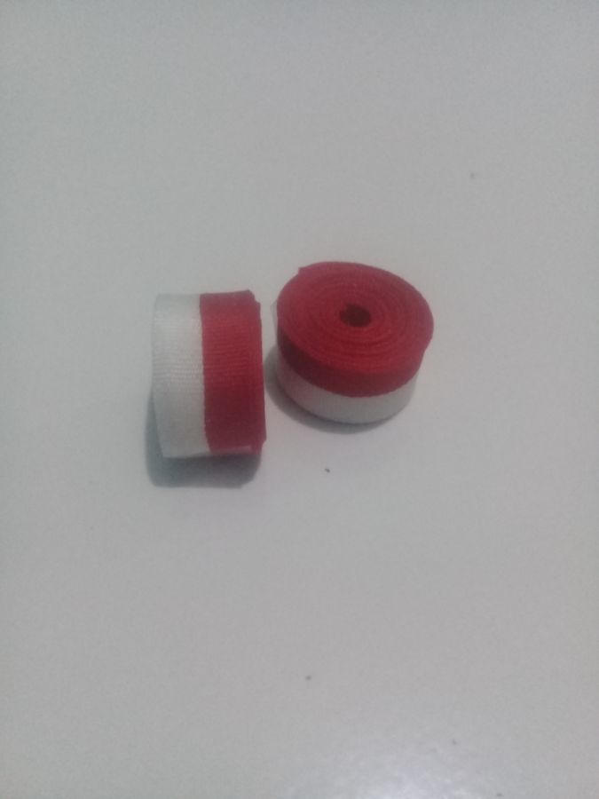 Tali pita merah putih