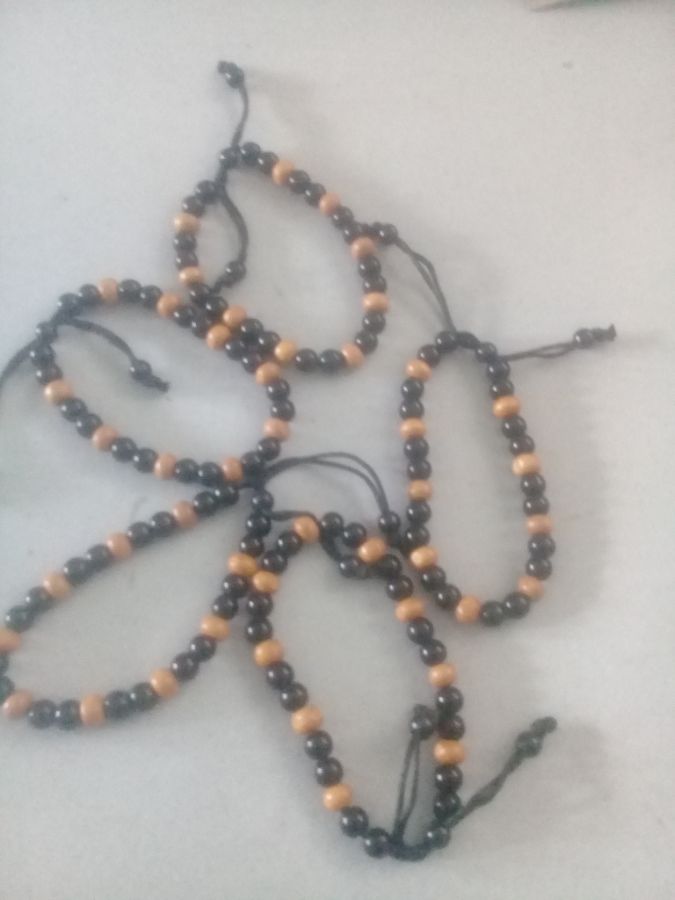 Gelang mute cokelat