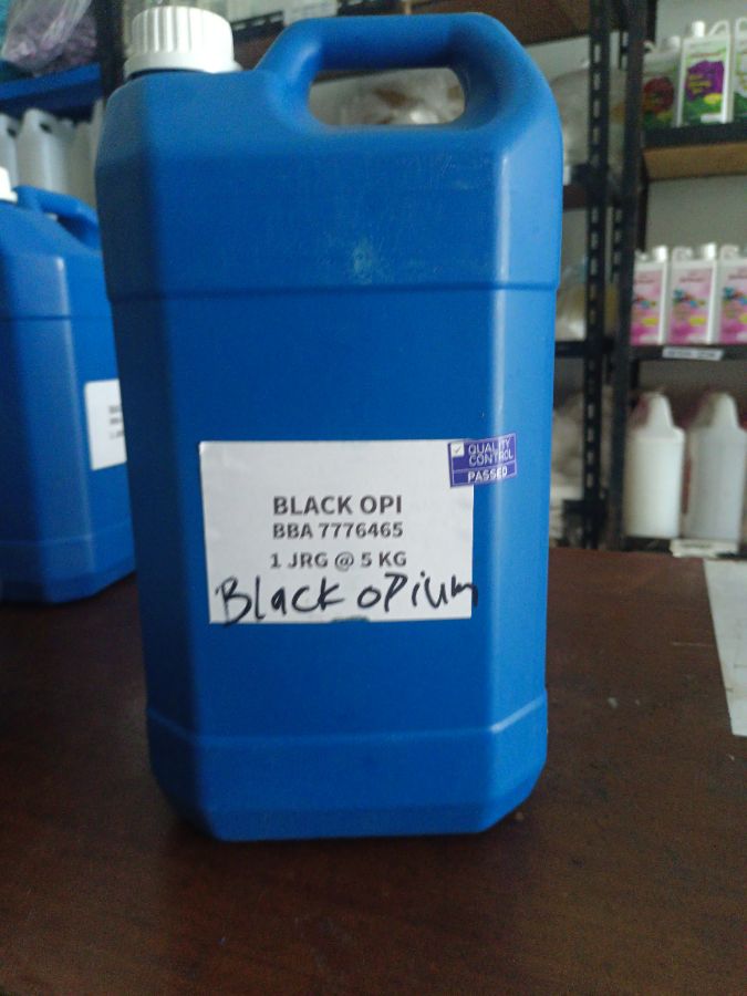 Black opi . Black Opium. Opiyum