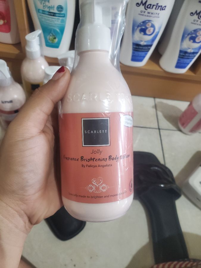 Body lotion scarlet jolly