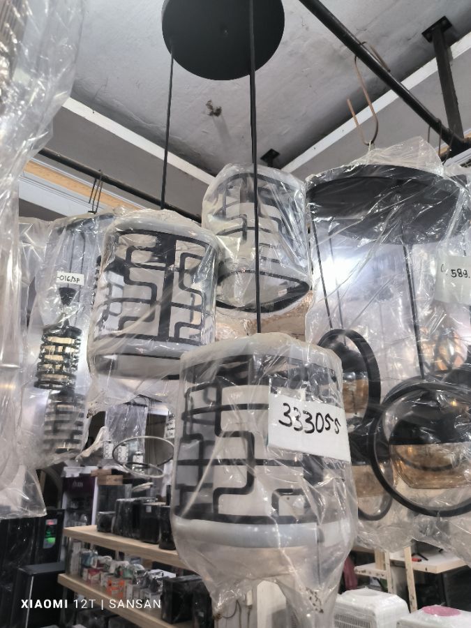 LAMPU GANTUNG 333055 3P