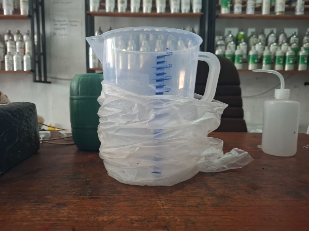 Gelas ukur 3000 ml
