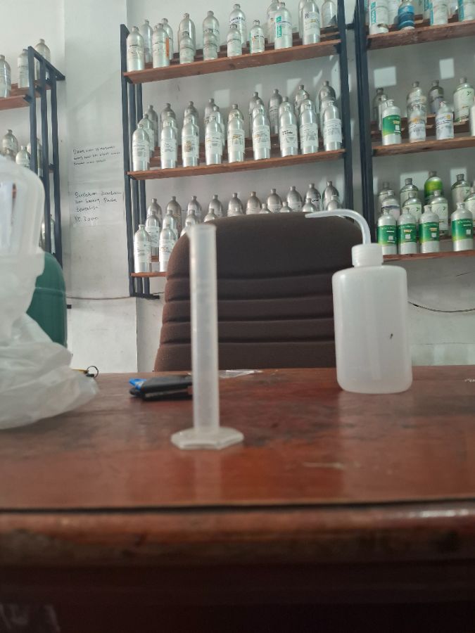 Gelas ukur 10 ml