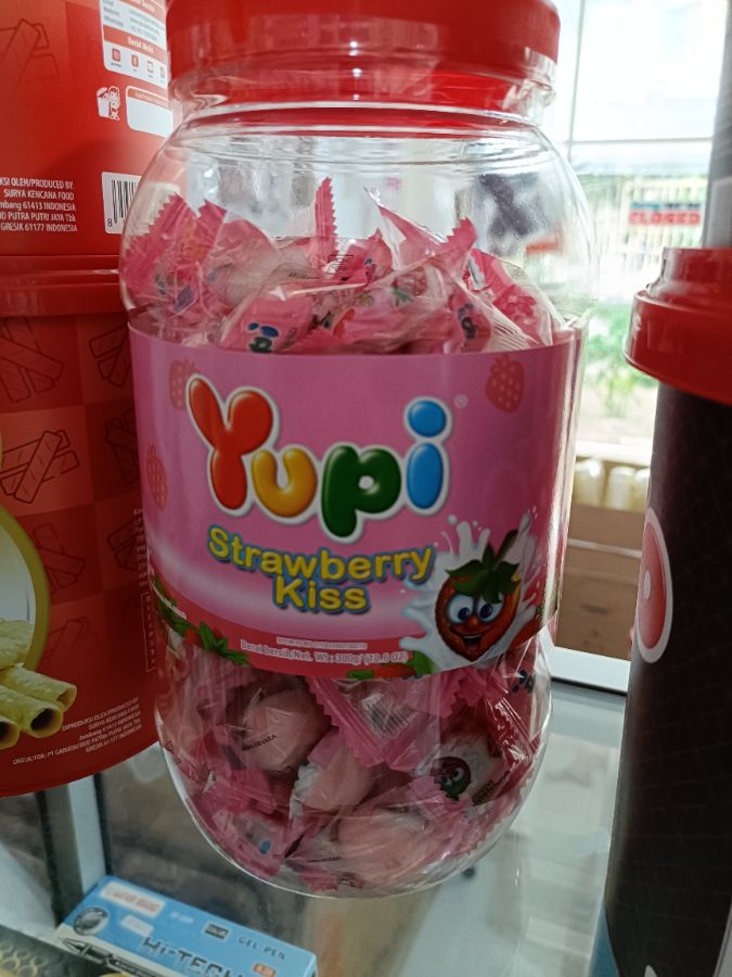 Yupi toples
