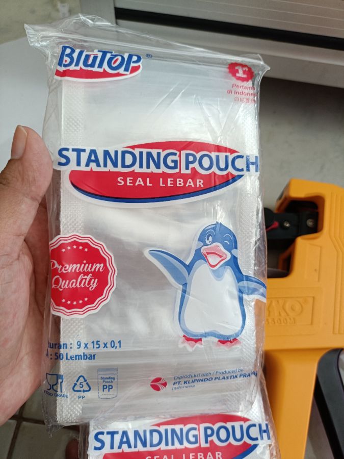 Standing pouch cilok