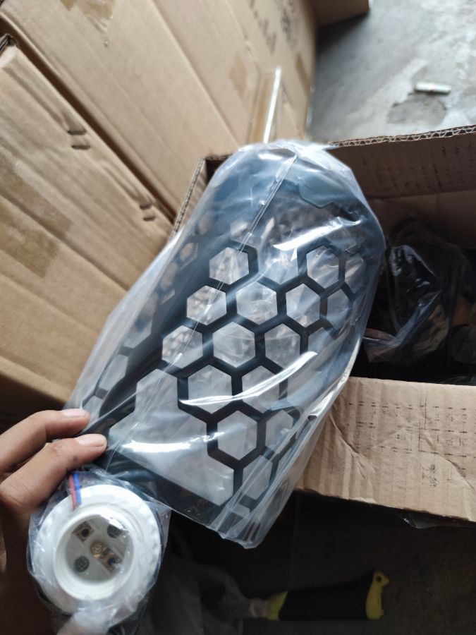 LAMPU GANTUNG CHELIONCLM-593-3P