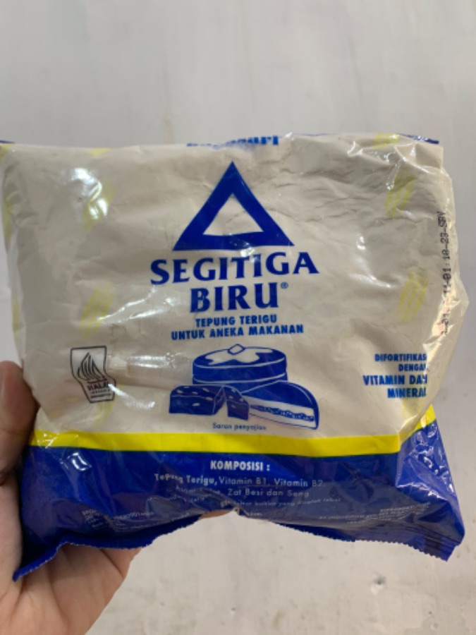 SEGITIGA BIRU TERIGU 500g