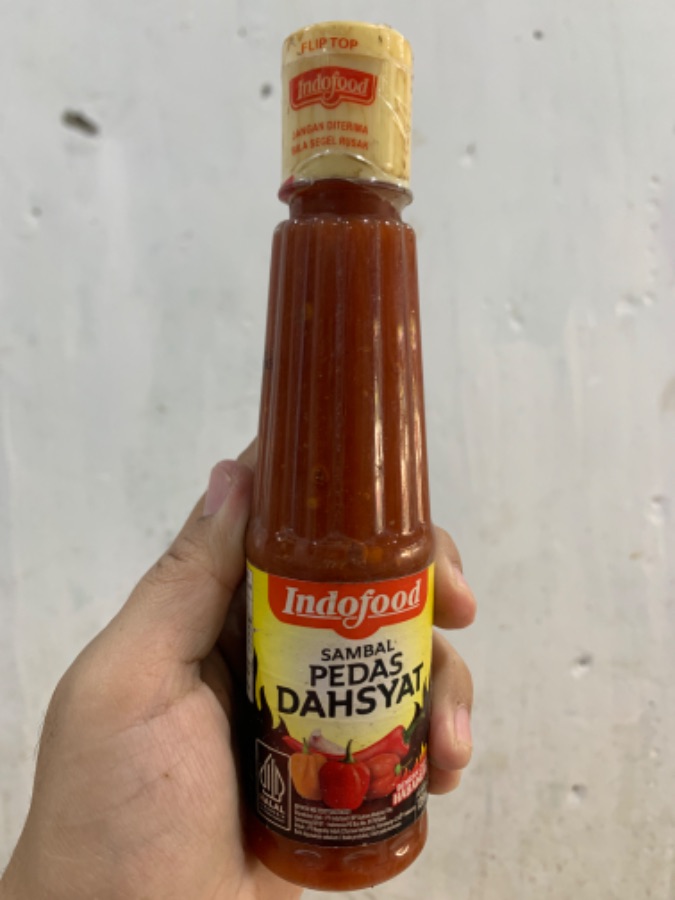 INDOFOOD sambal pedas dahsyat 135 ml